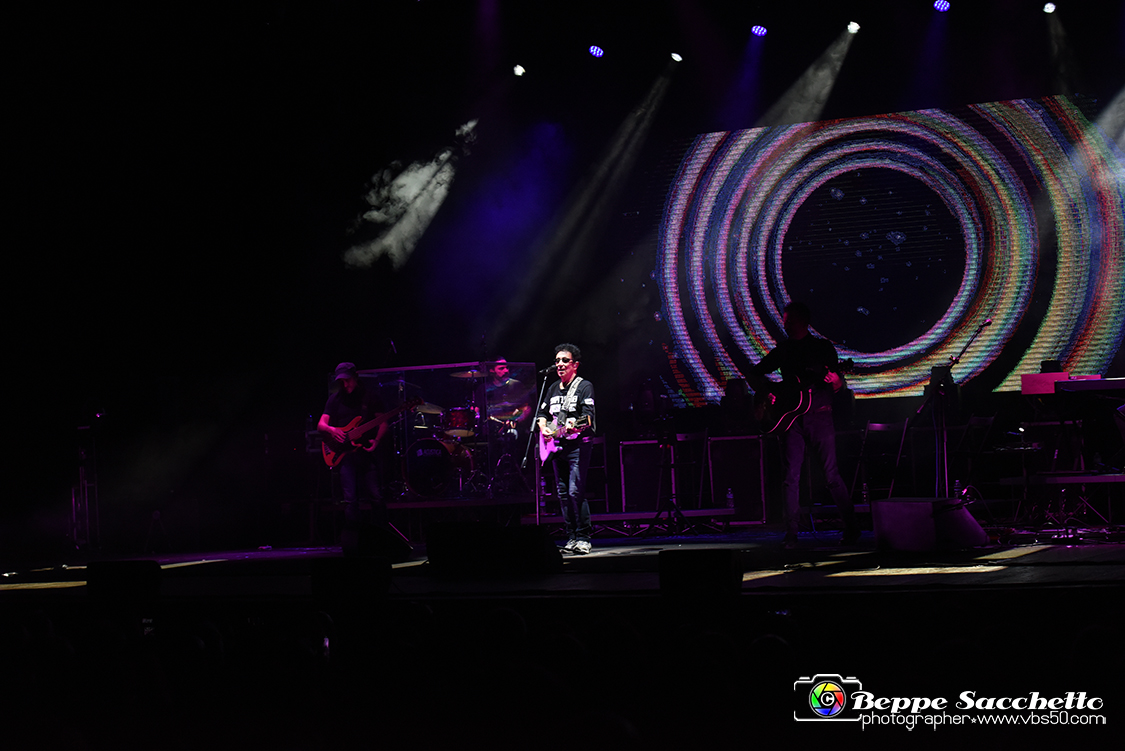 VBS_4230 - Concerto Edoardo Bennato - Peter Pan Rock 'n' Roll Tour.jpg